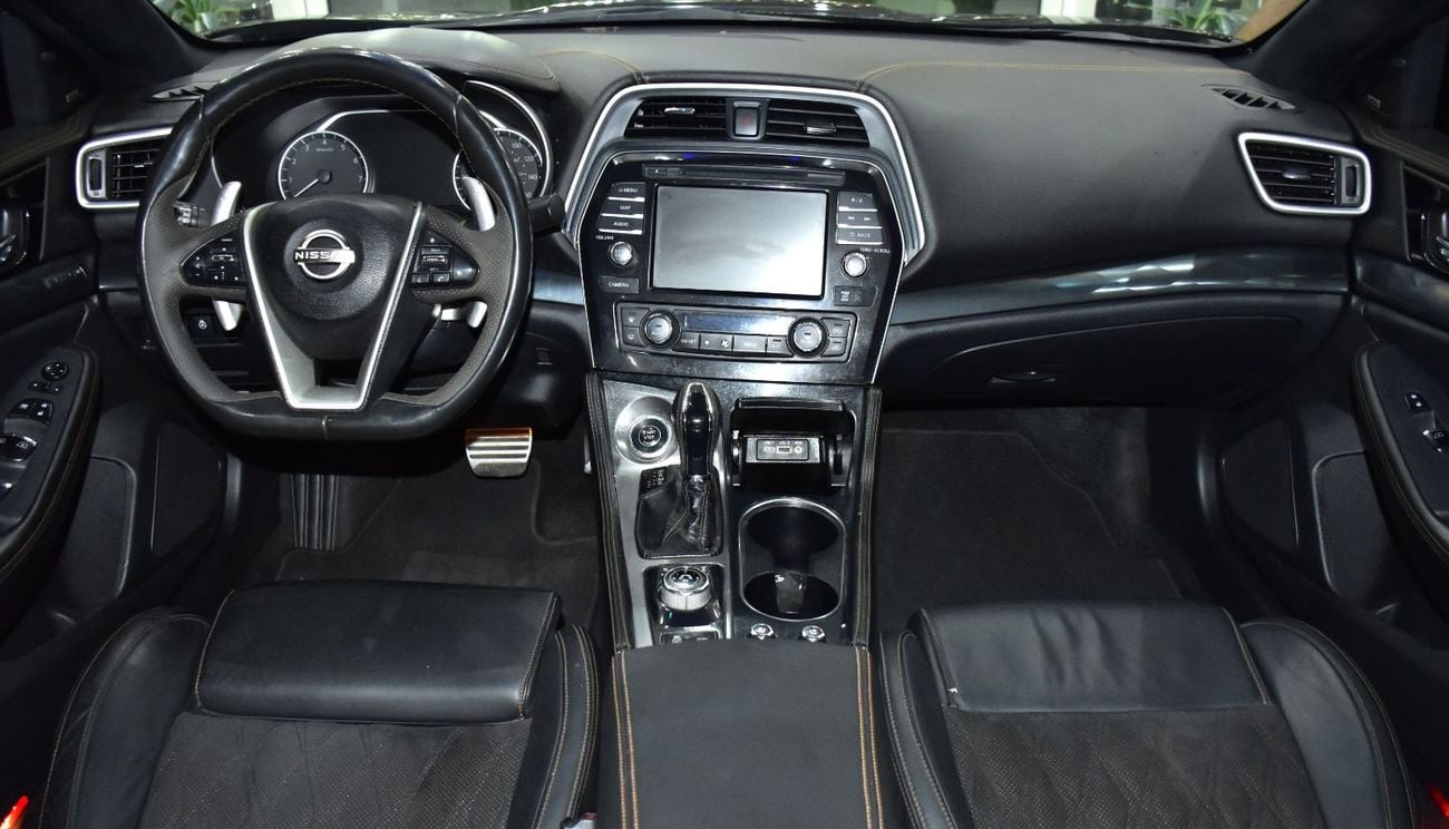 نيسان ماكسيما