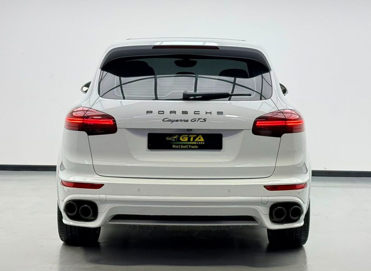 بورش كايان GTS 2016 Porsche Cayenne GTS, Full Service History, Carbon Fiber Interior, Excellent Condition, GCC