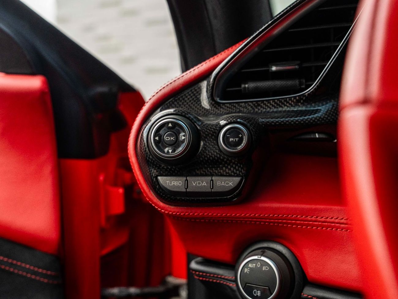 فيراري 488 2016 FERRARI 488 GTB • OFFICIAL FERRARI AGENCY SERVICE HISTORY