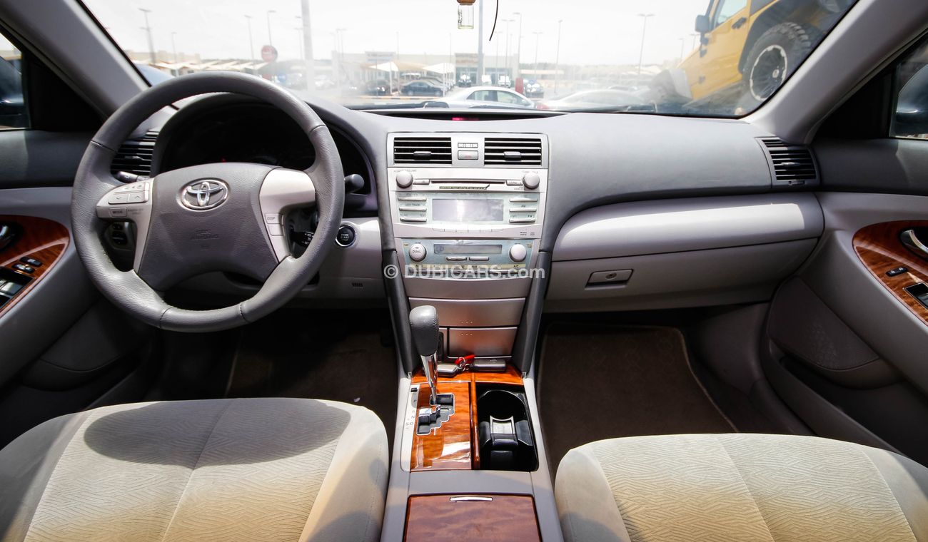 تويوتا أوريون Grande V6