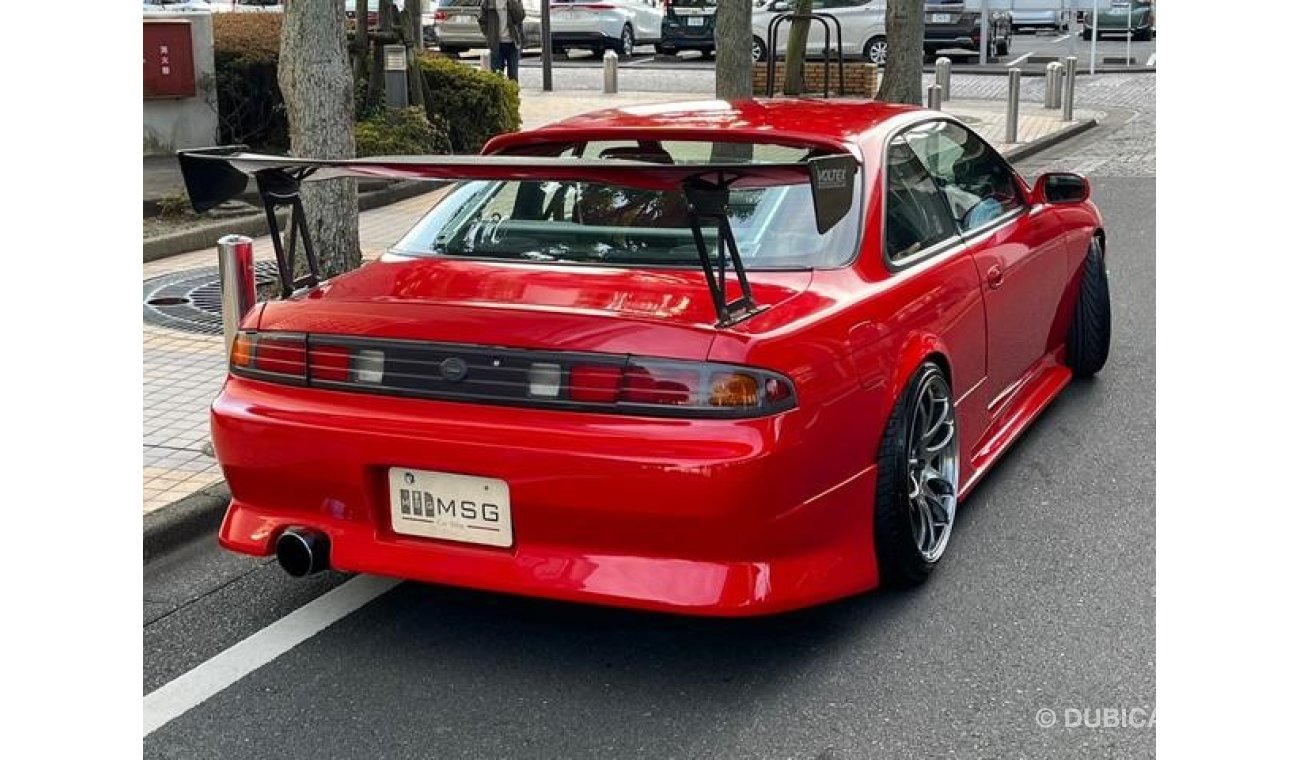 نيسان سيلفيا S14