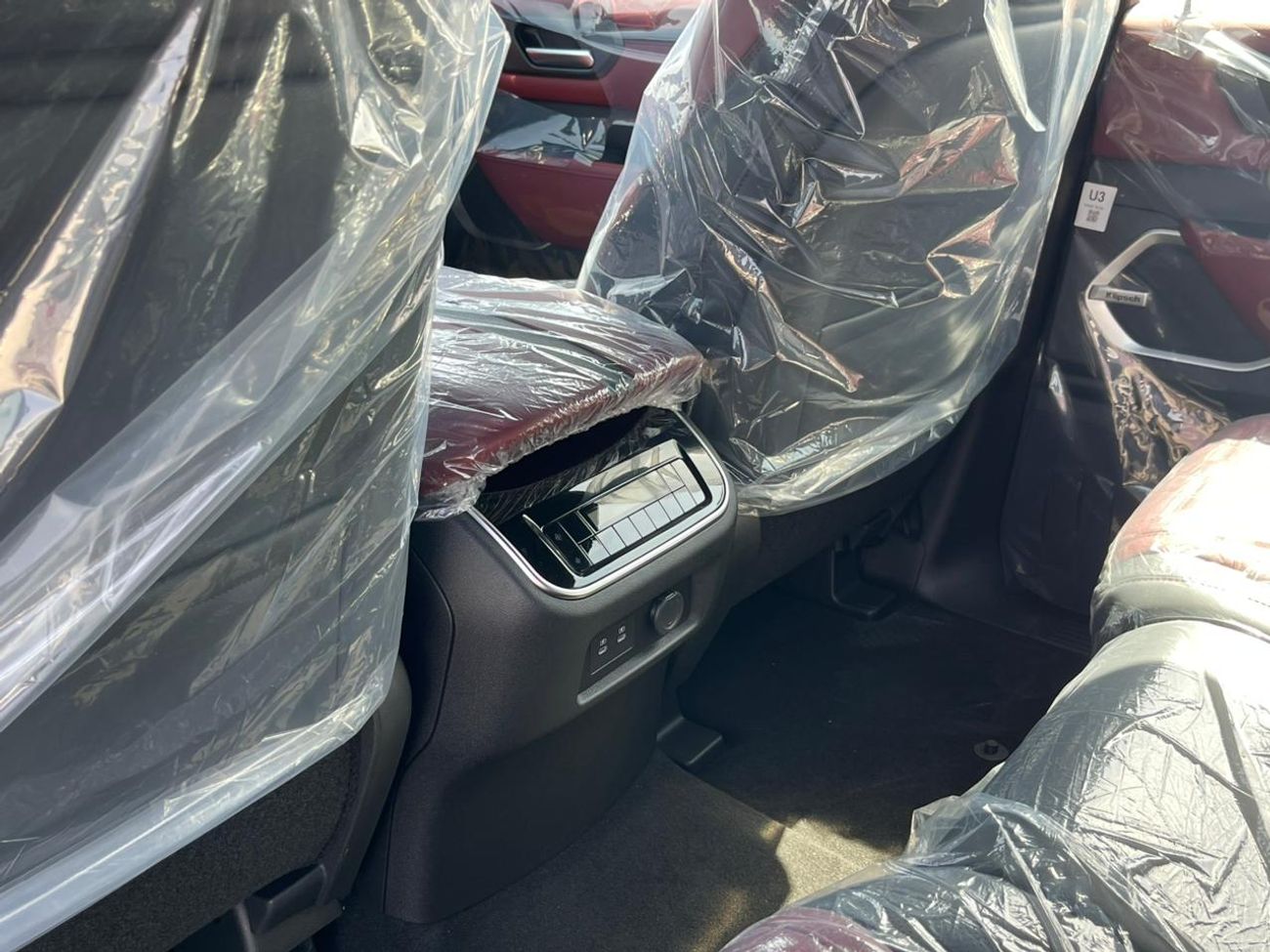 Nissan Patrol Nissan Patrol Platinum 3.5L Turbo – 2026 Model