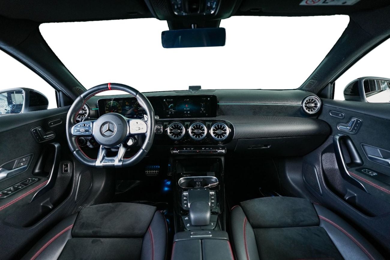مرسيدس بنز A 35 AMG 4MATIC PREMIUM 4MATIC