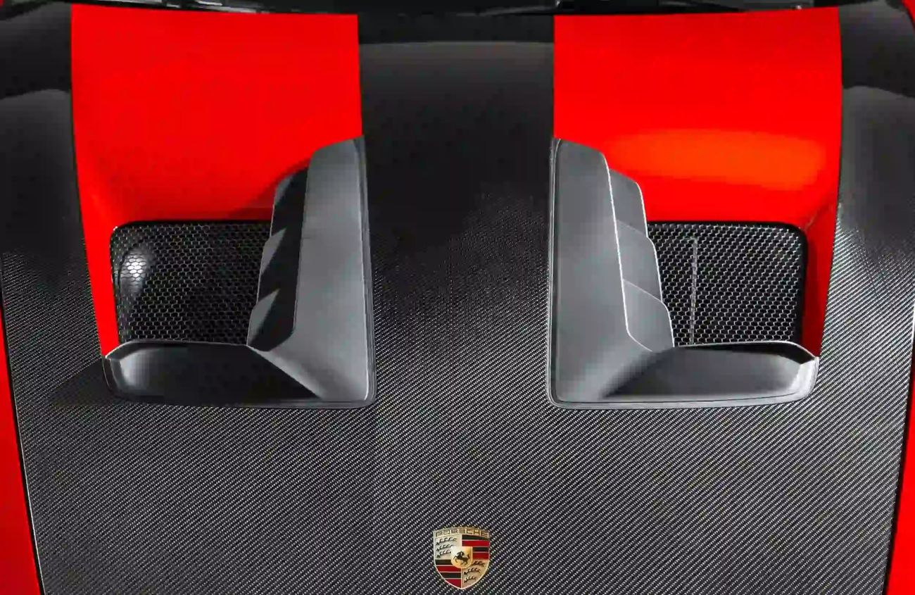 بورش 911 4.0L F-6 Naturally Aspirated Engine