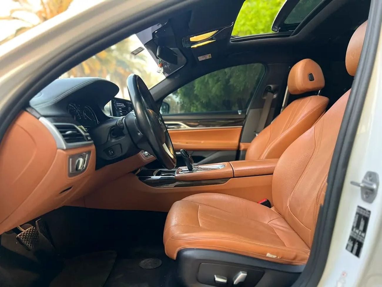 BMW 730Li 730Li GCC Specs