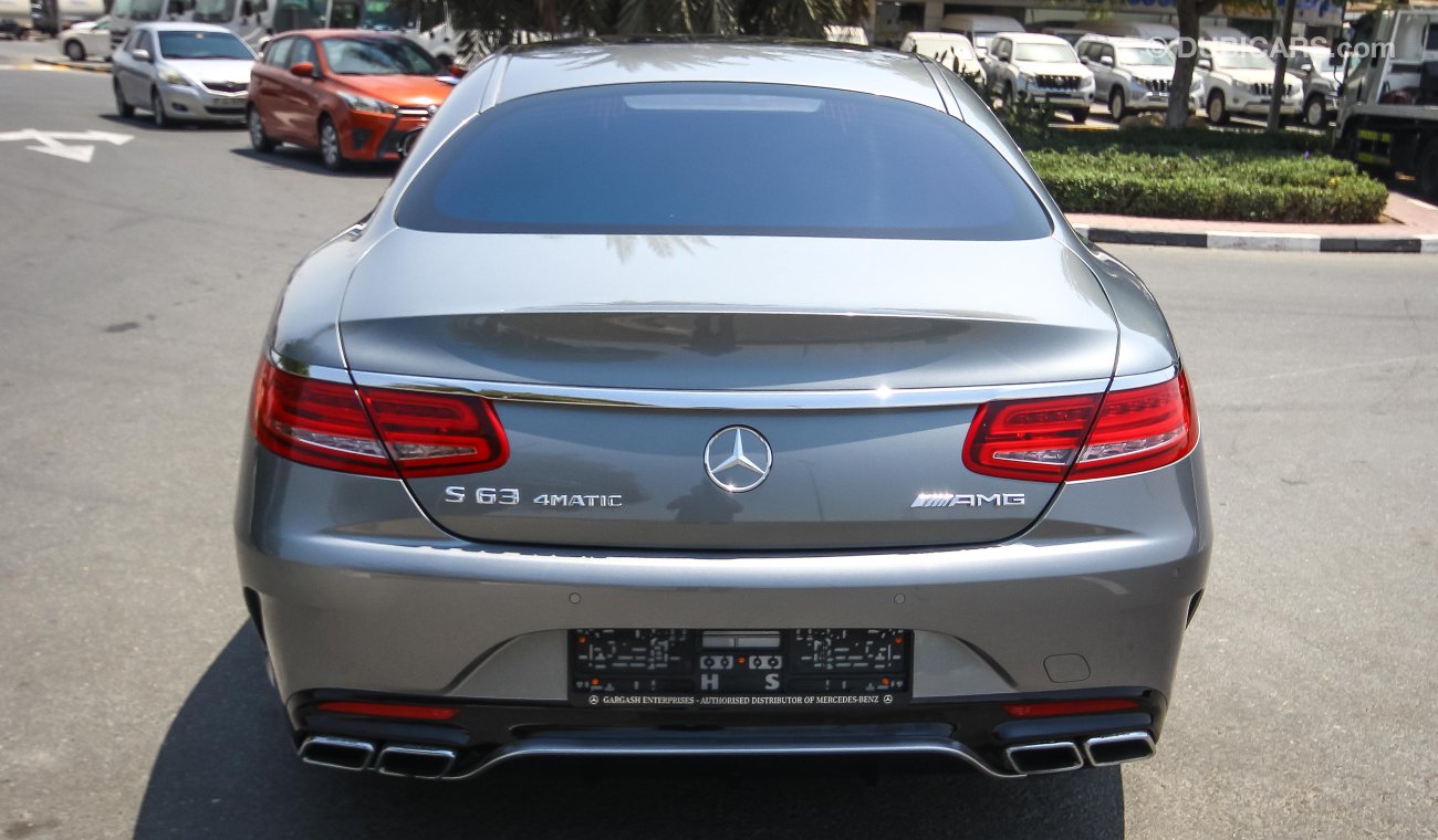 Mercedes-Benz S 63 AMG Coupe 4  Matic