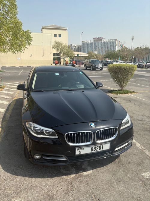 BMW 528i EXCLUSIVE