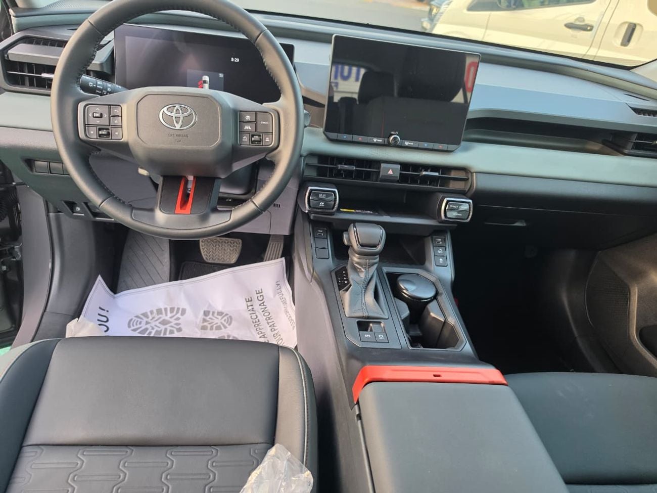 تويوتا راف ٤ Toyota RAV4 AXAL64 Hybrid 2026 – 2.5 لتر AWD | هايبرد | 5 أبواب | فل أوبشن