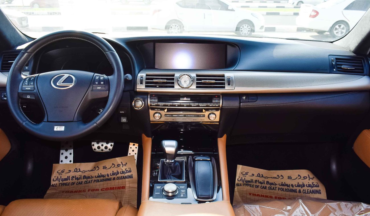 لكزس LS 460 F Sport