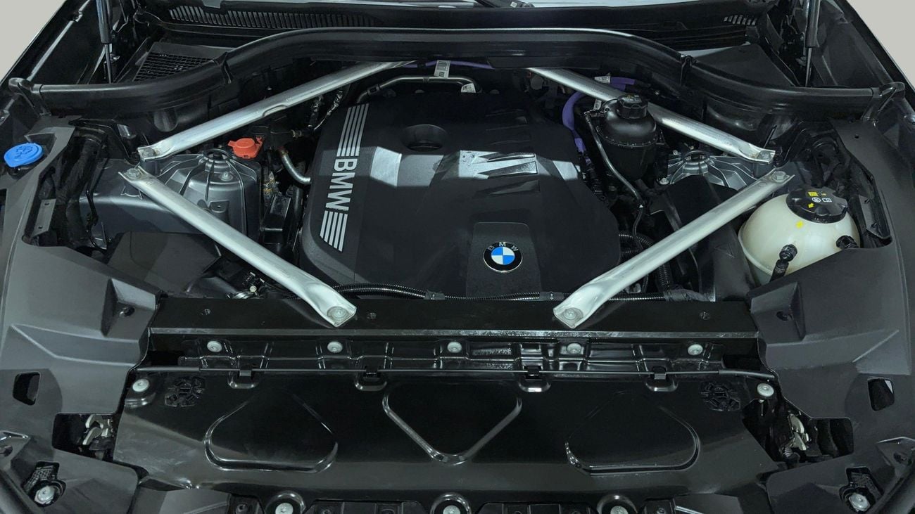 بي أم دبليو X5 XDRIVE40i M SPORT كارس24 هي سوق ضخم للسيارات المستعملة موثوق ومضمون ٪كارس24 هي سوق ضخم للسيارات المستعملة موثوق ومضمون
