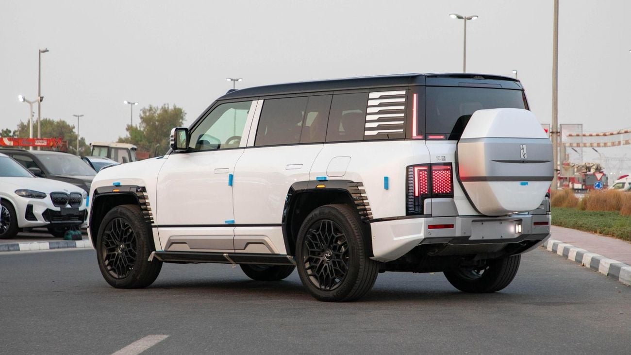 يانغوانغ U8 DM-i PREMIUM EDITION | 22" Alloy with Float Mode | 2025 | For Local Registration +10%