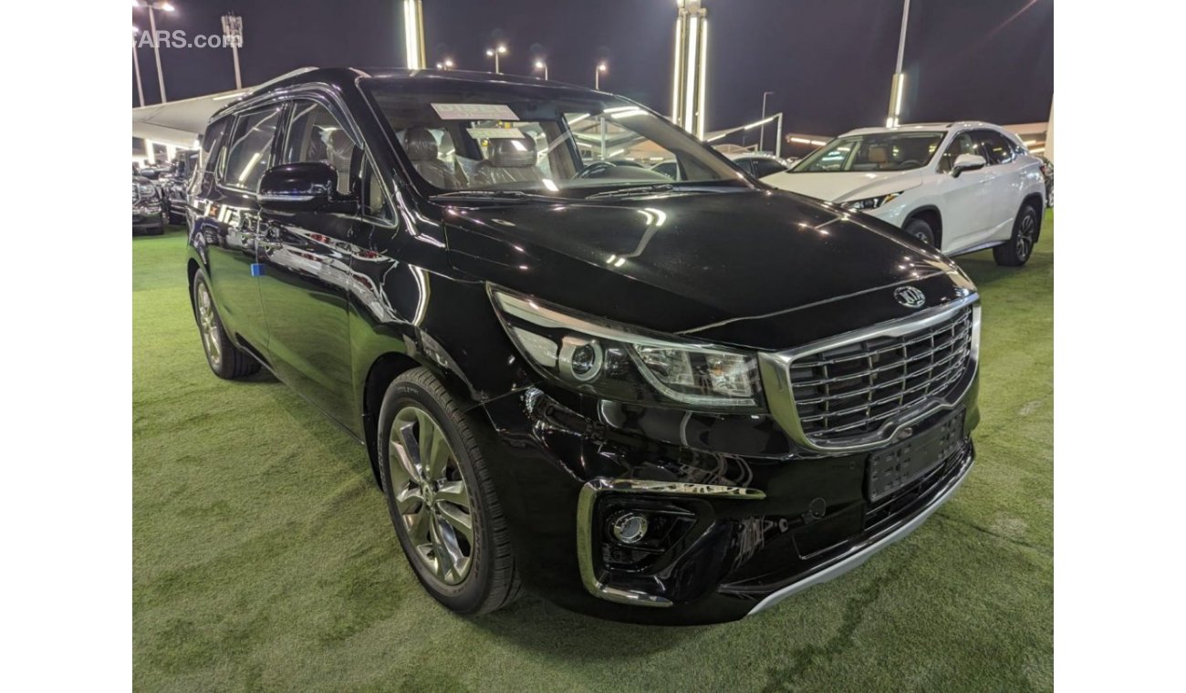 كيا كارنيفال kia carnival diesel 2020 Korean spec clean car inside and outside in very good condition no accident