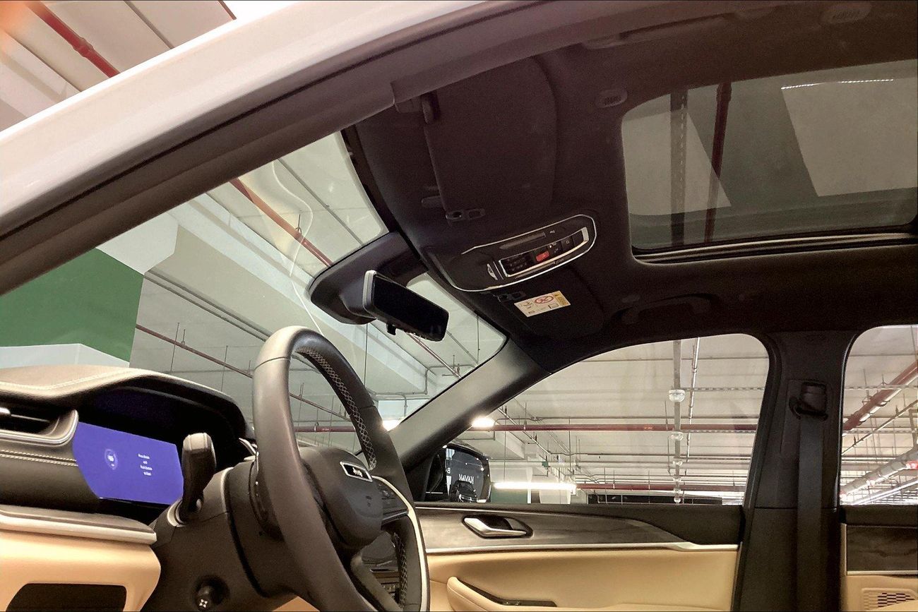 جيب جراند شيروكي Limited Plus | شامل الضمان | 0 ﺪﻔﻋﺓ ﺃﻮﻟﻯ