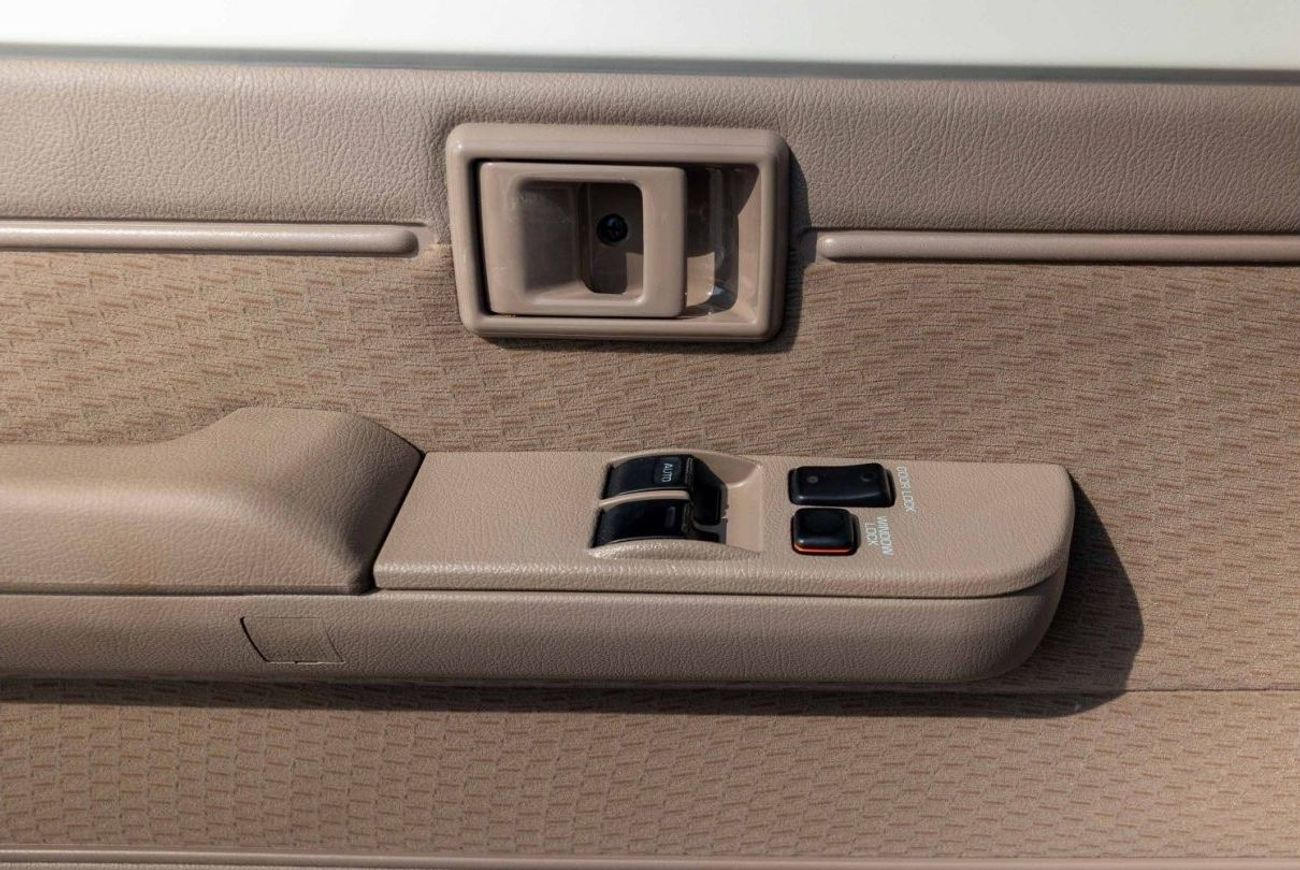 Toyota Land Cruiser Pick Up DC 4.5L V8 DIESEL 4X4 2022 | SNORKEL | TRACTION CONTROL