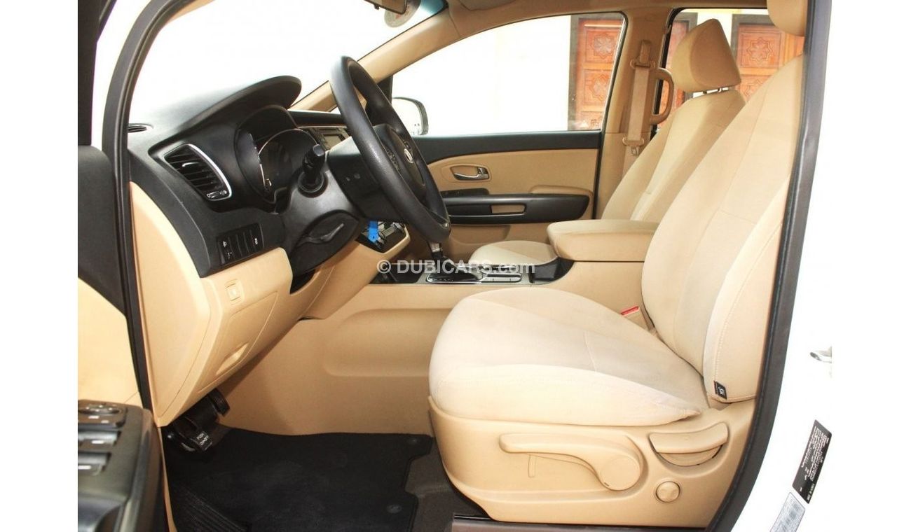 Kia Carnival Kia Grand Carnival 2020 GCC, in excellent condition