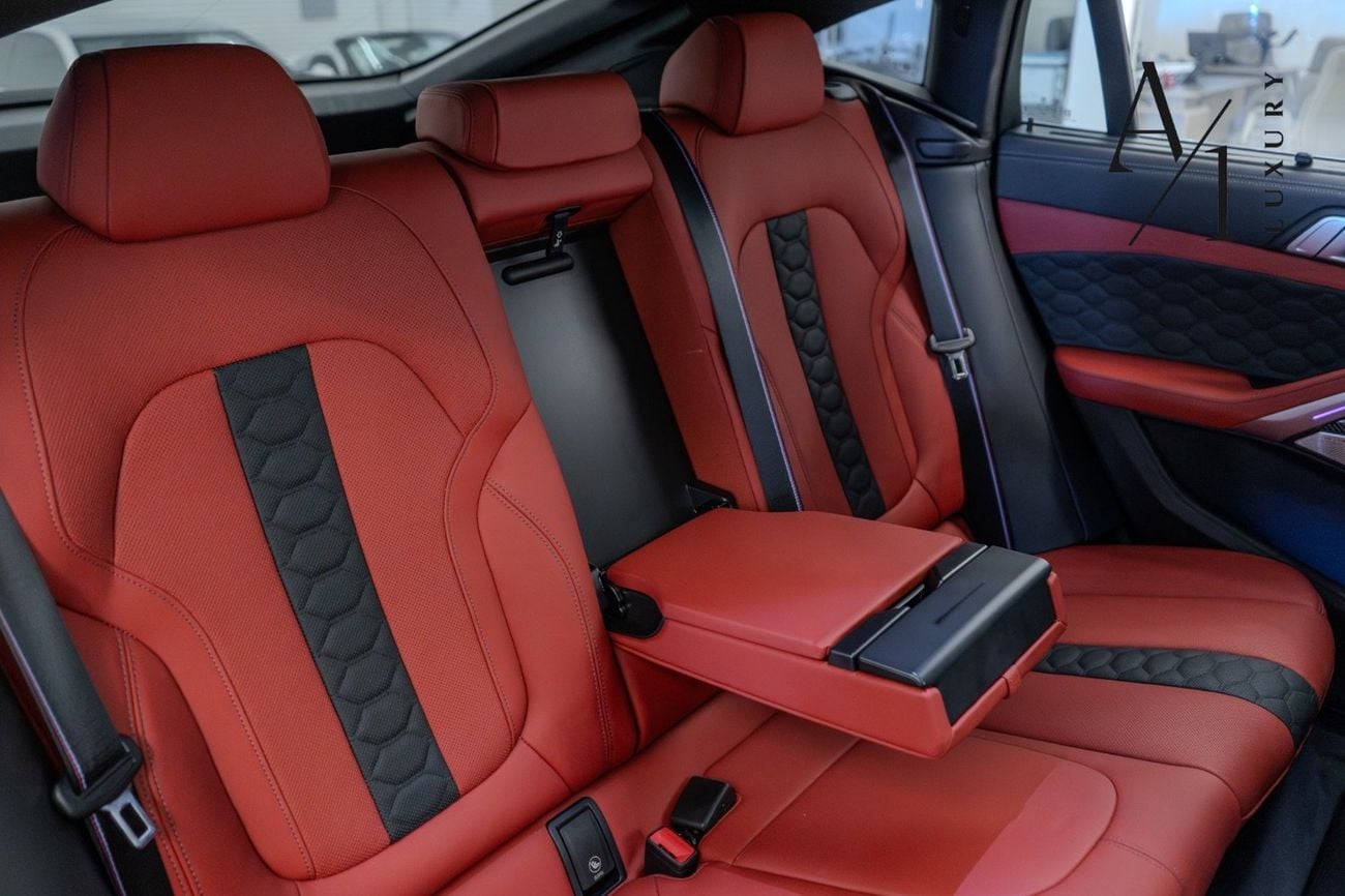 BMW X6 M 2025 BMW X6M Competition, With Warranty & Service Contract, Full Carbon Fiber, GCC Specs