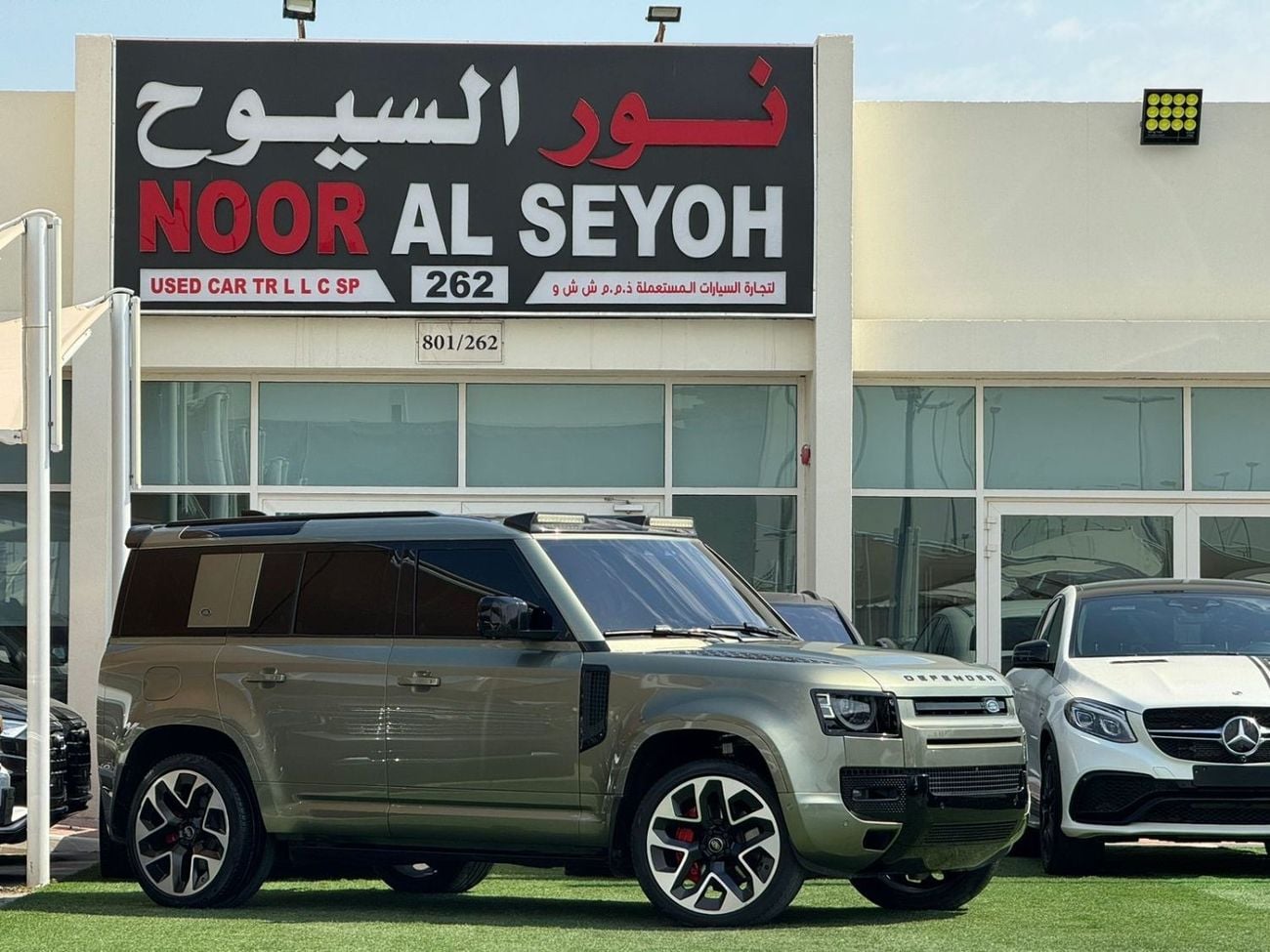 Land Rover Defender P400 90 SE LAND ROVER DEFENDER 2020 GCC SE P400 FULL OPTION PERFECT CONDITION