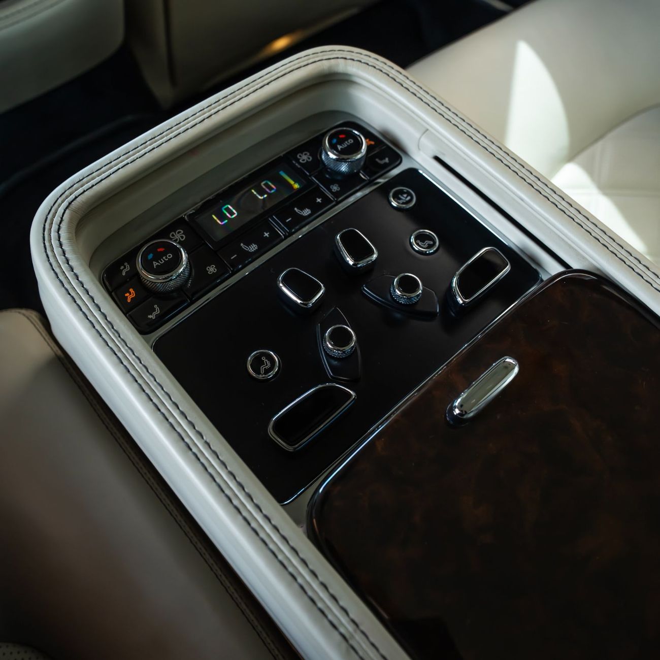 Bentley Mulsanne Bentley Mulsanne  GCC DONE ONLY 75,000KM