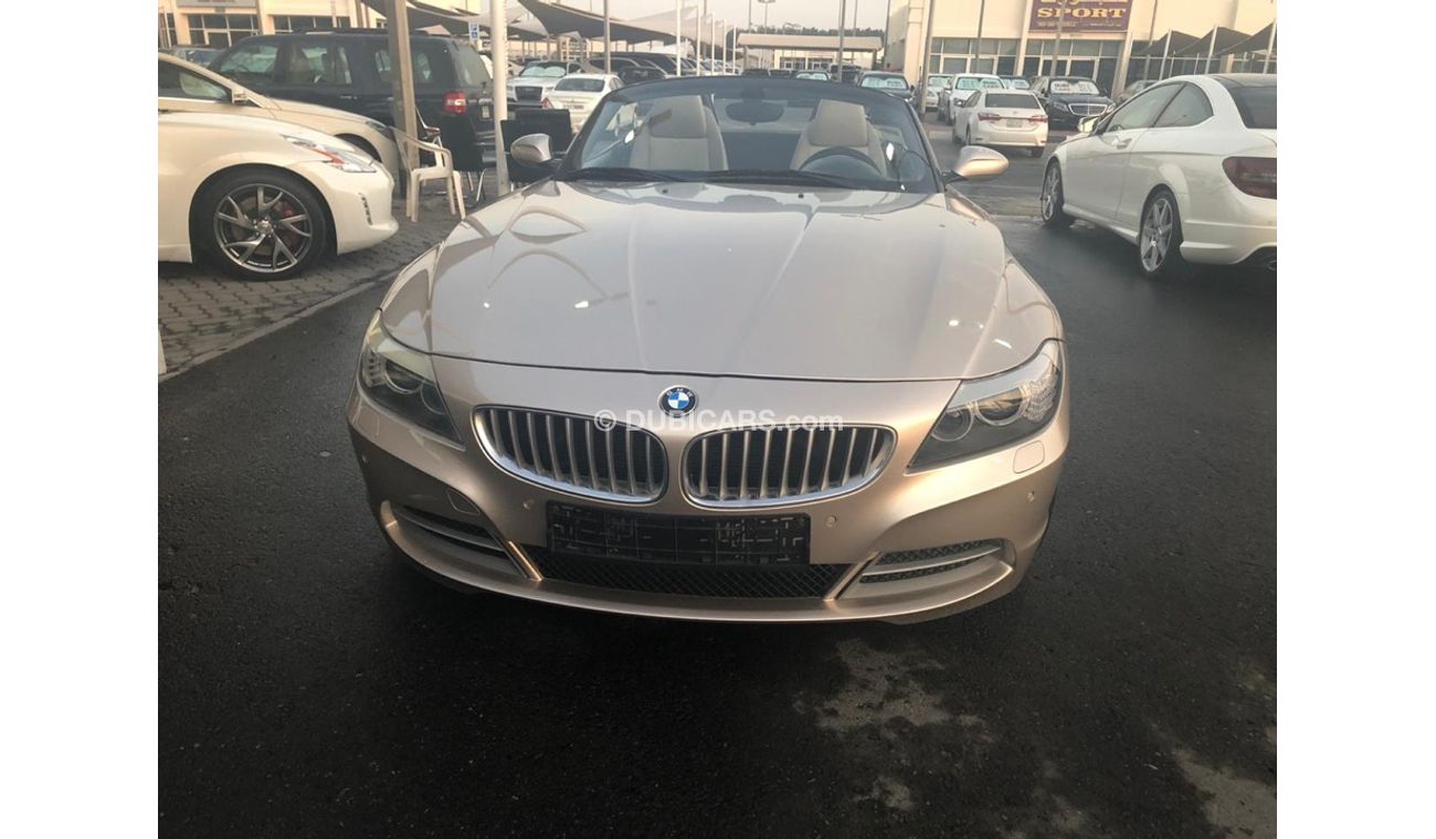 BMW Z4 Bmw Z4  model 2010 GCC CAR PREFECT CONDITION FULL SERVICE FULL OPTION LOW MILEAGE