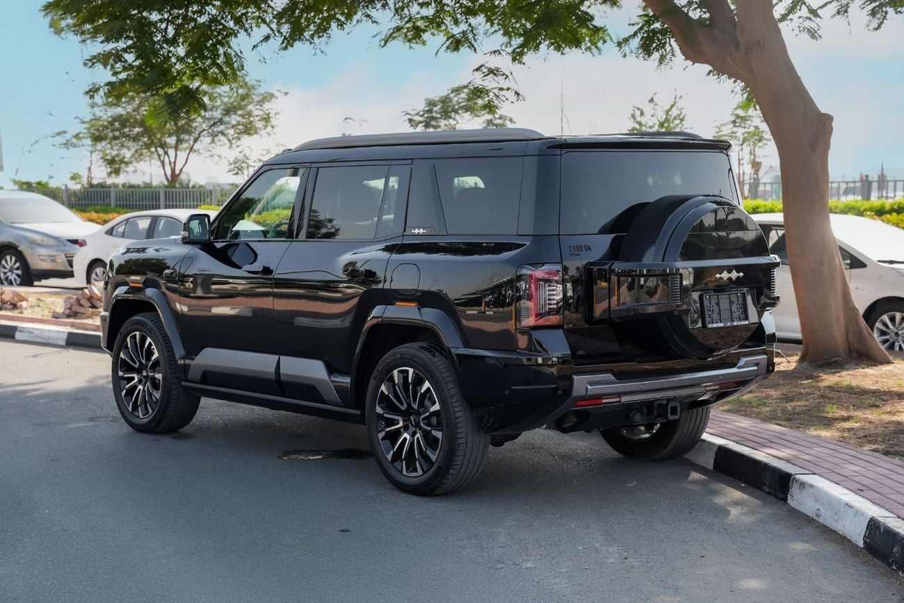 بي واي دي ليوبارد 8 2025 Leopard 8  NEW Flagship 5-seates AWD Black in White 0Km