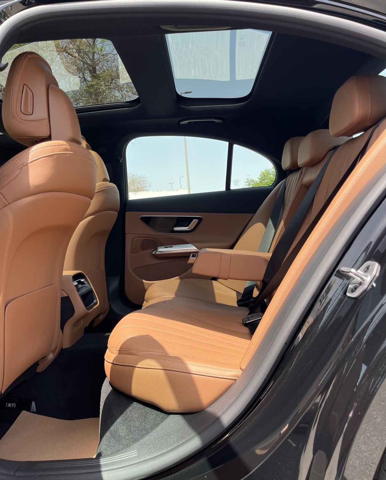 Mercedes-Benz E200 AMG Under warranty 2026 GCC