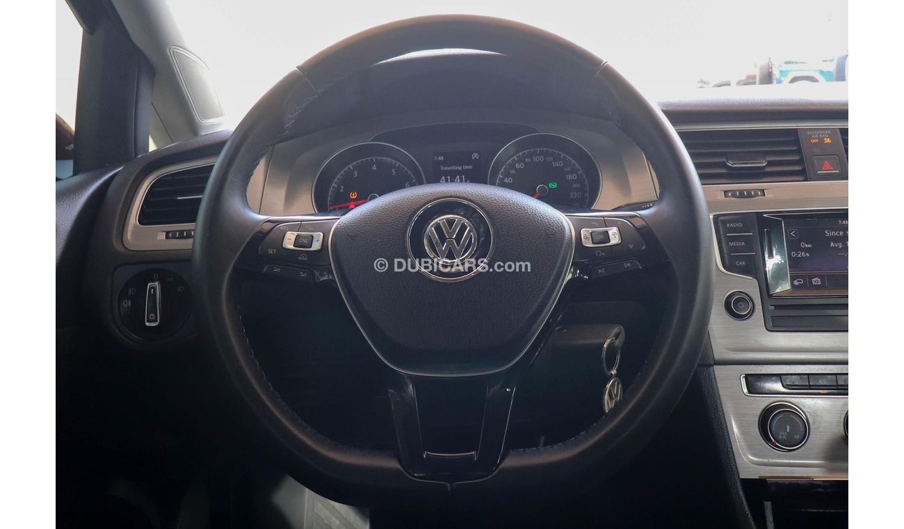 فولكس واجن جولف A7