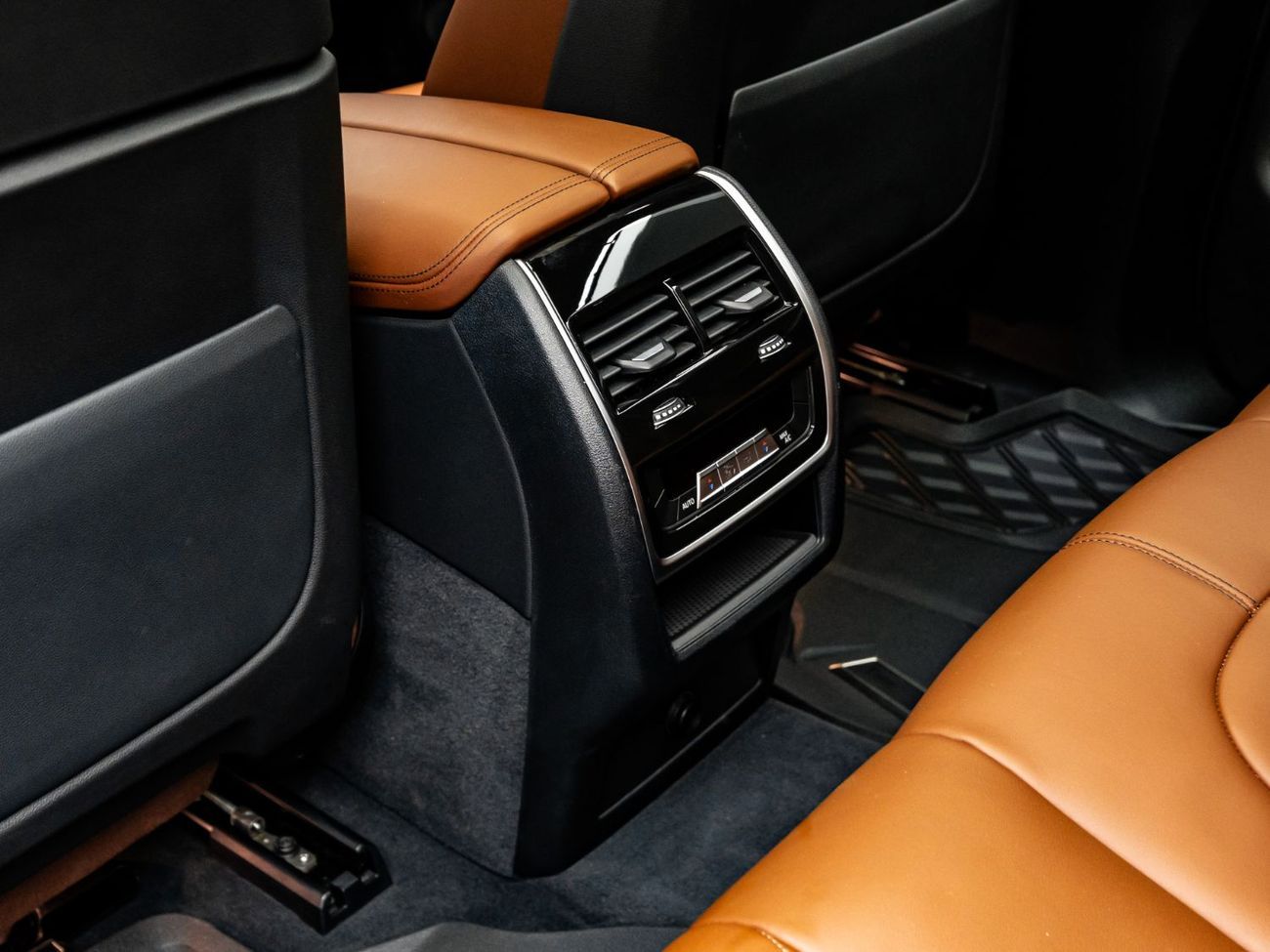 BMW X5 40i M Sport 3.0L 2023 BMW X5 xDrive40i, 2027 BMW Warranty + Service Contract, GCC