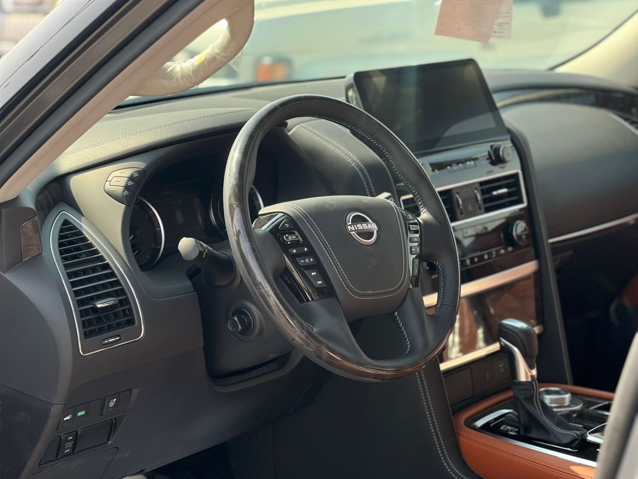 نيسان باترول LE Platinum 5.6L