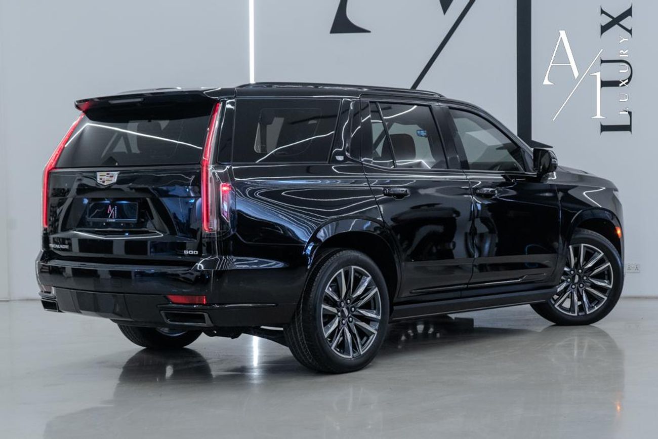 Cadillac Escalade Sport Platinum 6.2L AWD 2022 Cadillac Escalade 600 Sport Platinum, Cadillac Warranty + Service Pack,