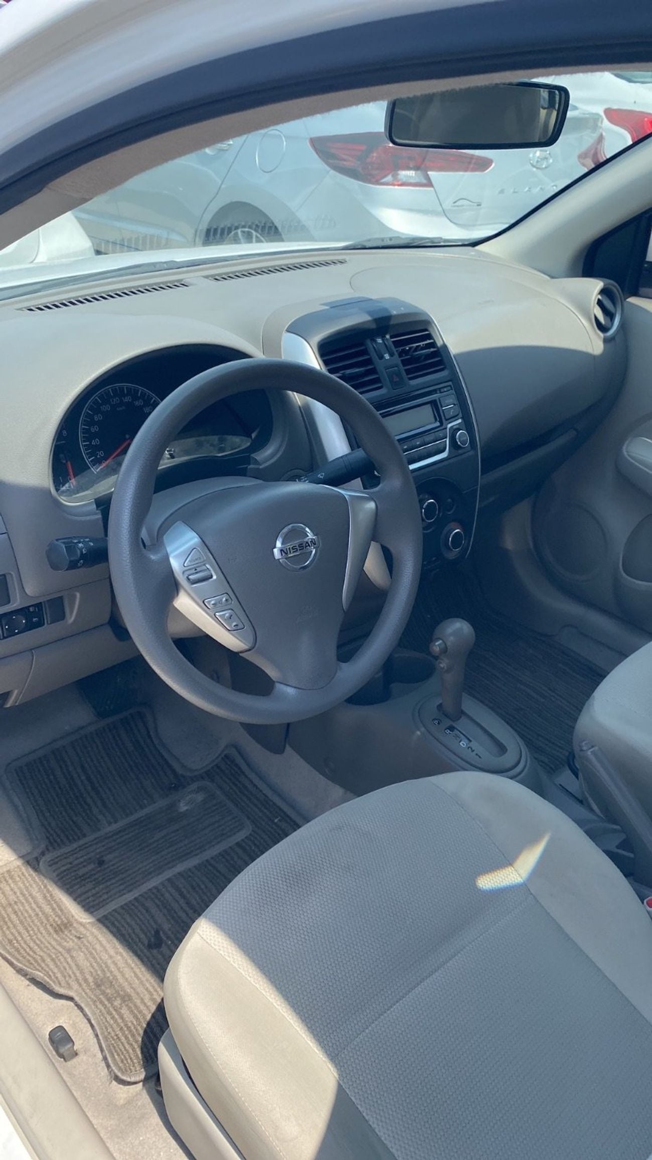 Nissan Sunny SV