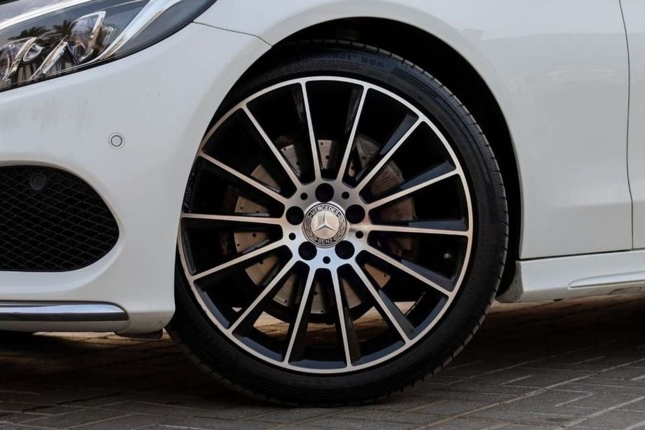 مرسيدس بنز C 200 كوبيه AMG