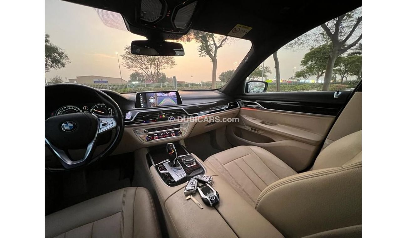 BMW 730Li Luxury BMW 730LI 2.0 2018 GCC FULL OPTION ORIGINAL PAINT FULL SERVICE HISTORY