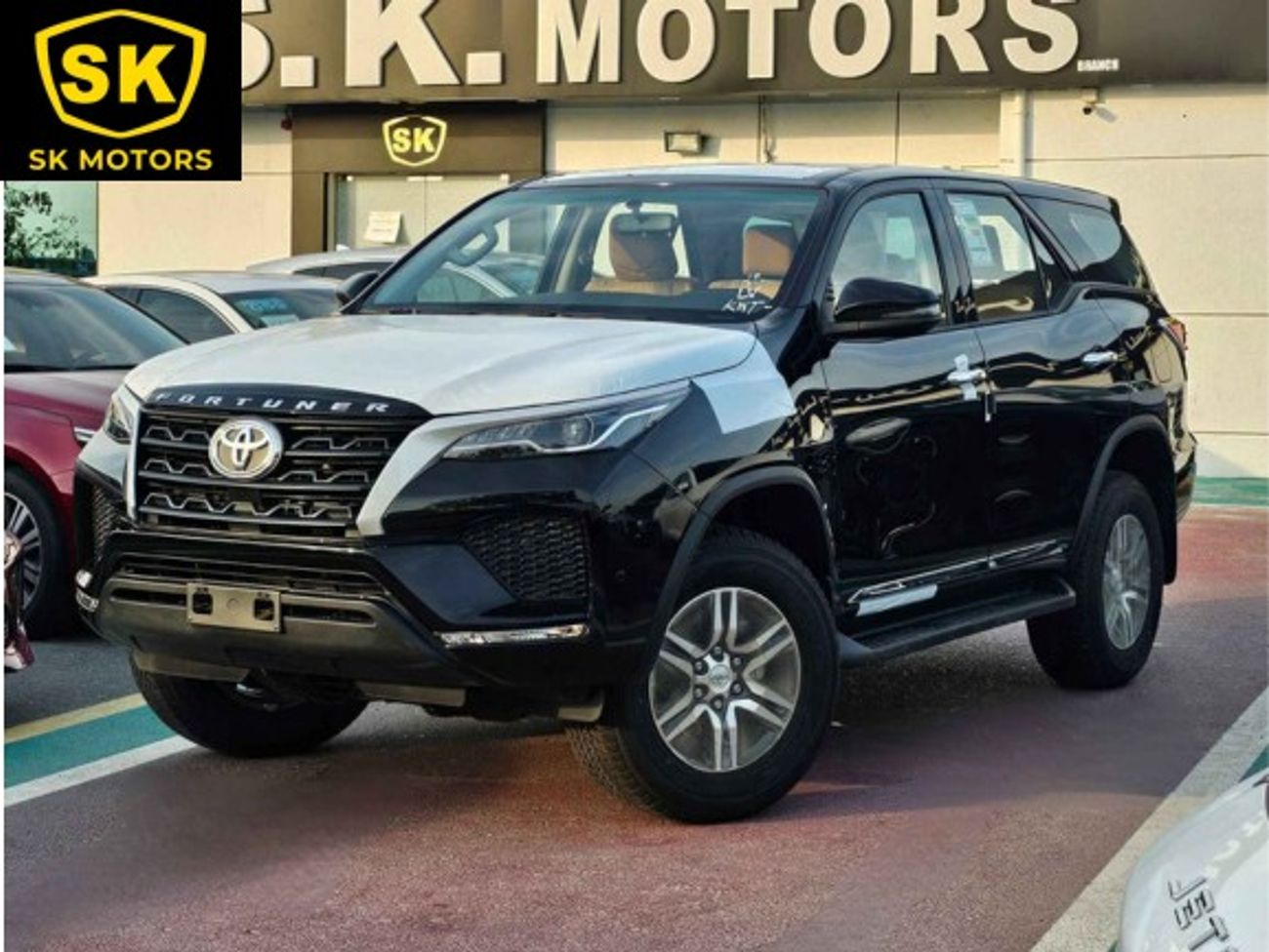 Toyota Fortuner 2.7L V4 PETROL /  STOCK AVAILABLE, LOWEST PRICE IN MARKET (CODE # 67969)