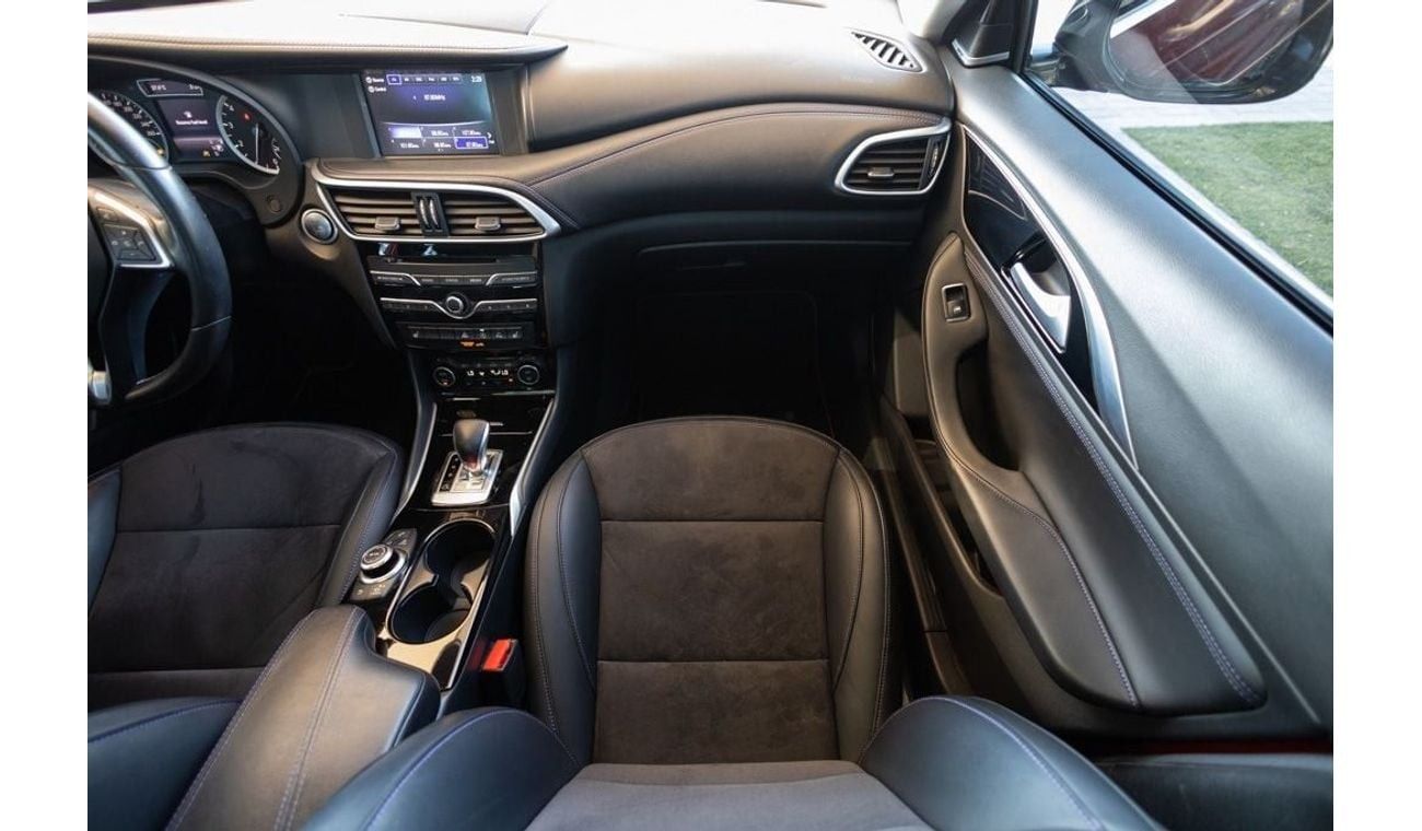 Infiniti Q30 Infiniti Q30 2019 GCC under Warranty with Flexible Down-Payment.