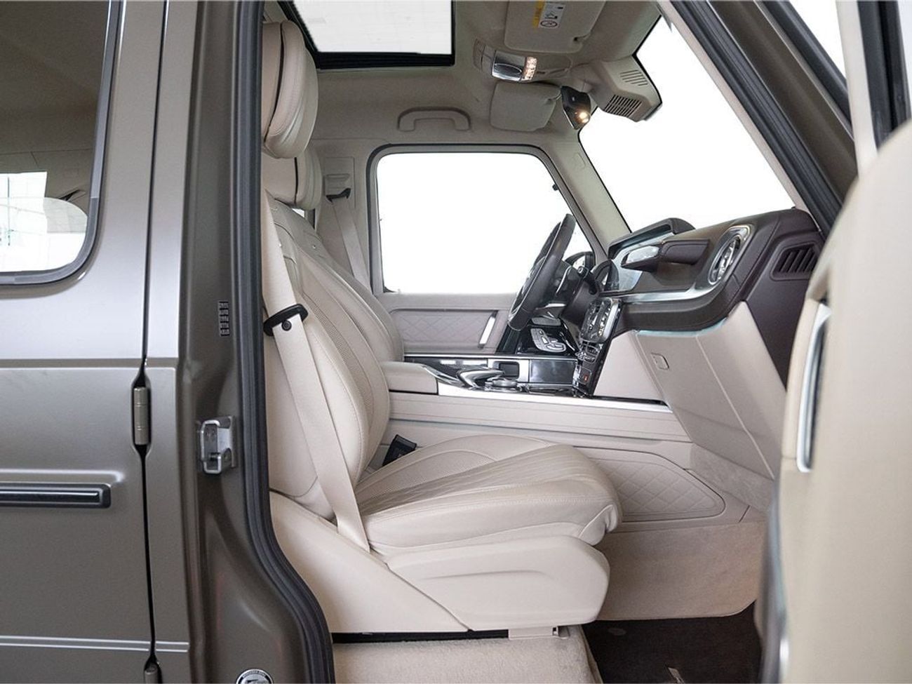 مرسيدس بنز G 63 AMG 2023 Mercedes-Benz G63 / Mercedes Warranty / GCC