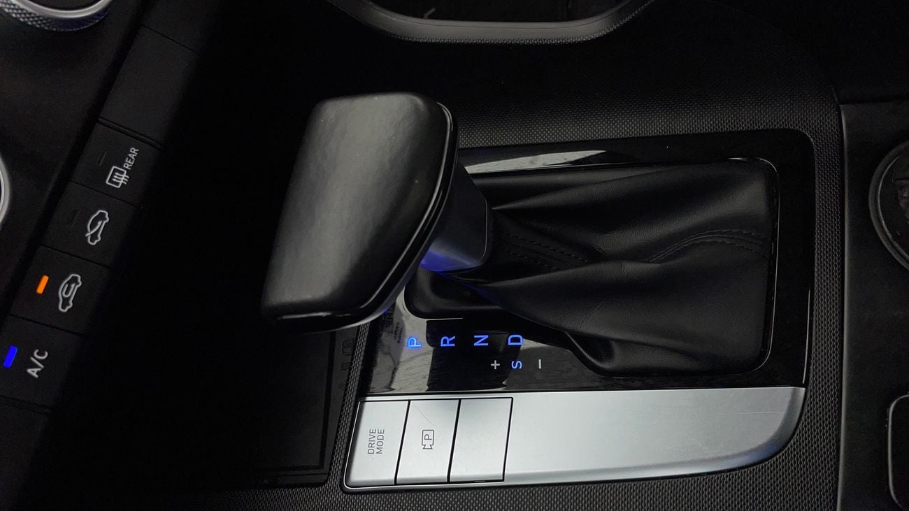 هيونداي إلانترا COMFORT 2 | بدون دفعة مقدمة | اختبار القيادة في المنزل