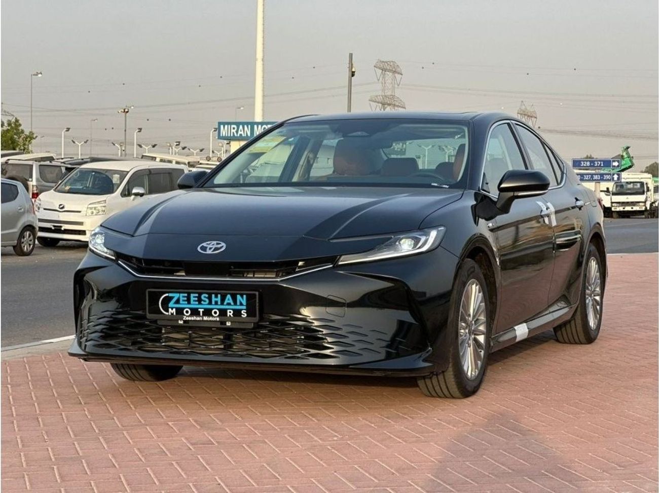 Toyota Camry TOYOTA CAMRY HEV 2.0L  2024