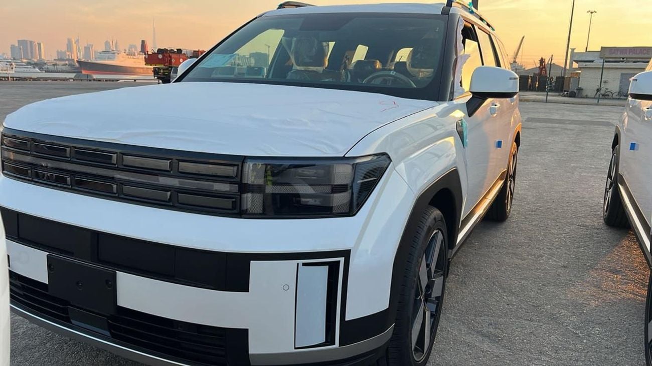 Hyundai Santa Fe 2025 Hyundai Santa Fe 2.5L AT Petrol 4x2