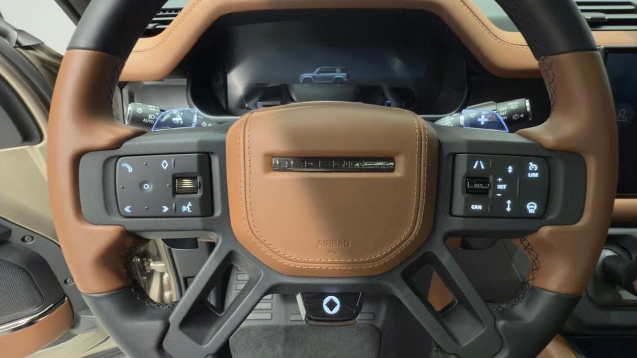 لاند روفر ديفندر 110 P635 OCTA V8