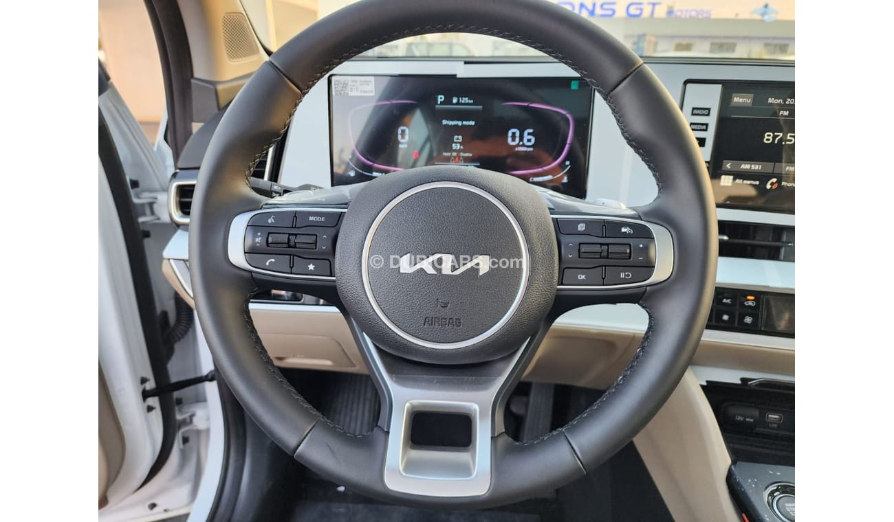 New KIA Sportage 1.6L SUV, FWD, 5Doors, Cruise Control, Panoramic Roof