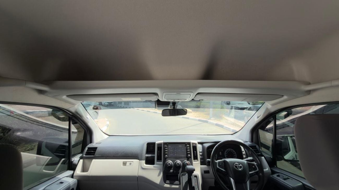 تويوتا هاياس 