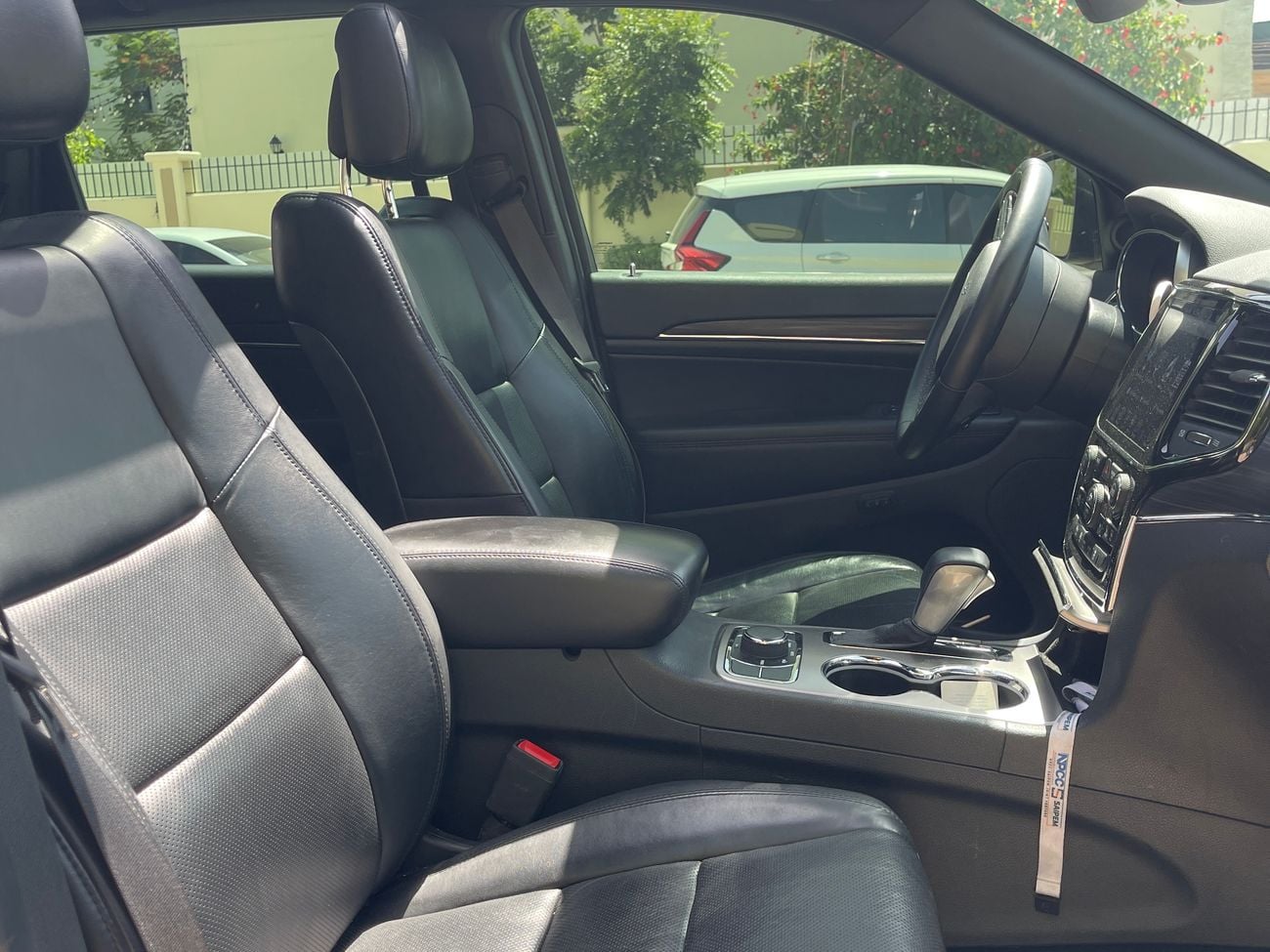 جيب جراند شيروكي Limited 3.6 L