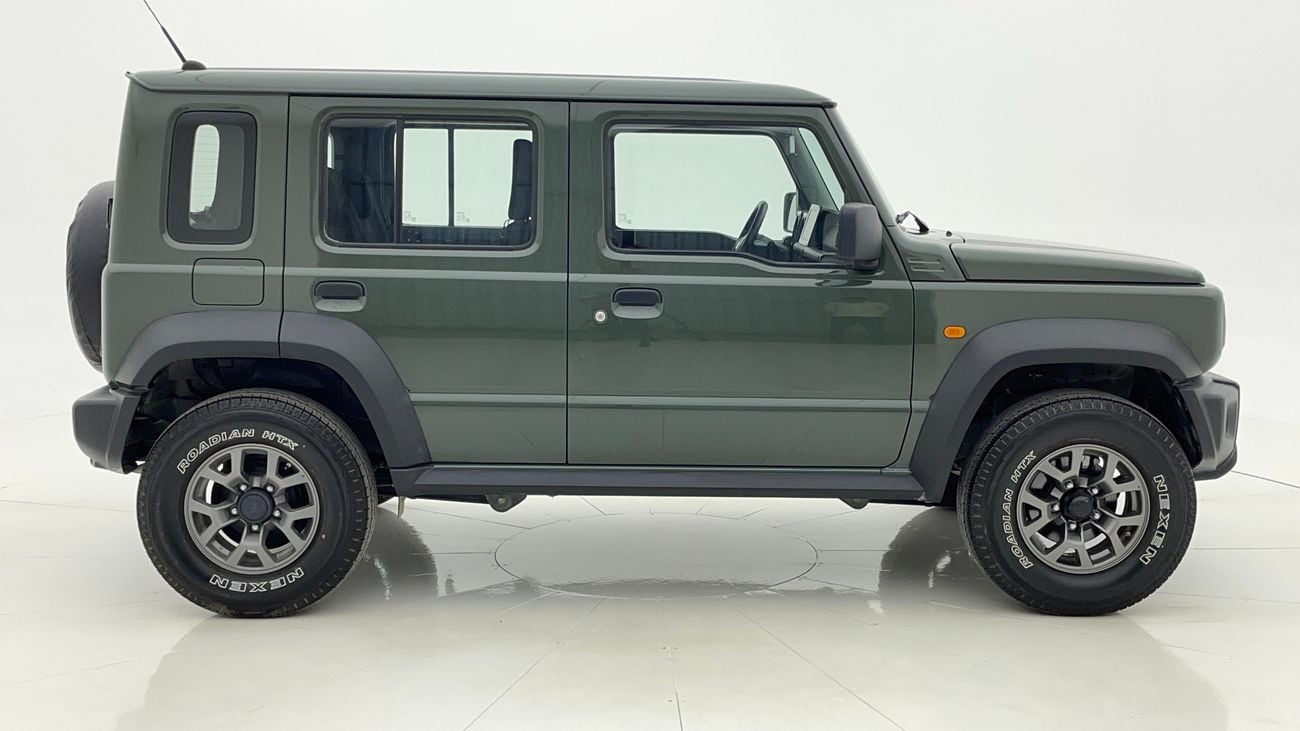 سوزوكي جيمني GL M/T 1.5 | بدون دفعة مقدمة | اختبار القيادة في المنزل