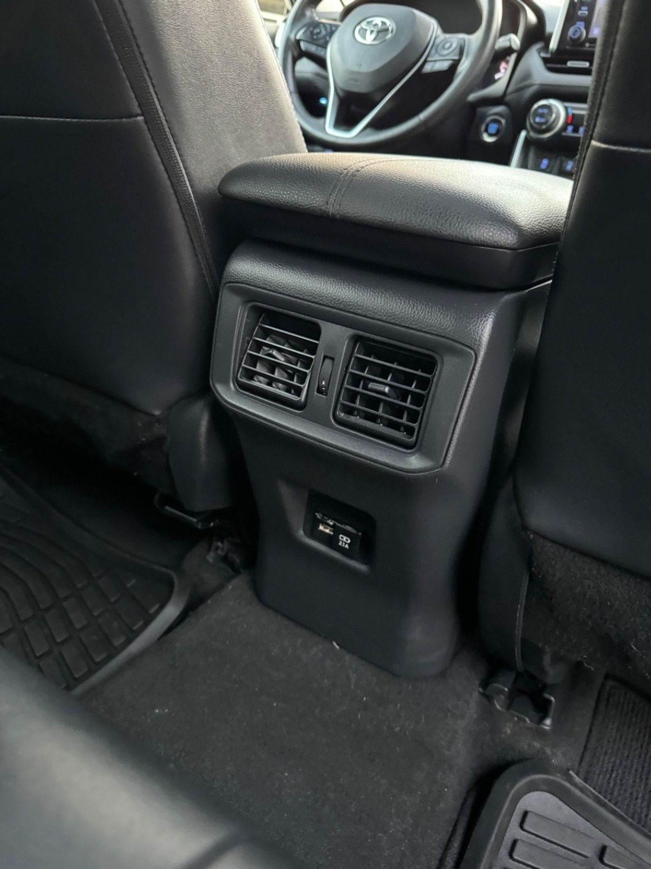 Toyota RAV4 2019 LIMITED PREMIUM AWD 2 KEYS USA IMPORTED