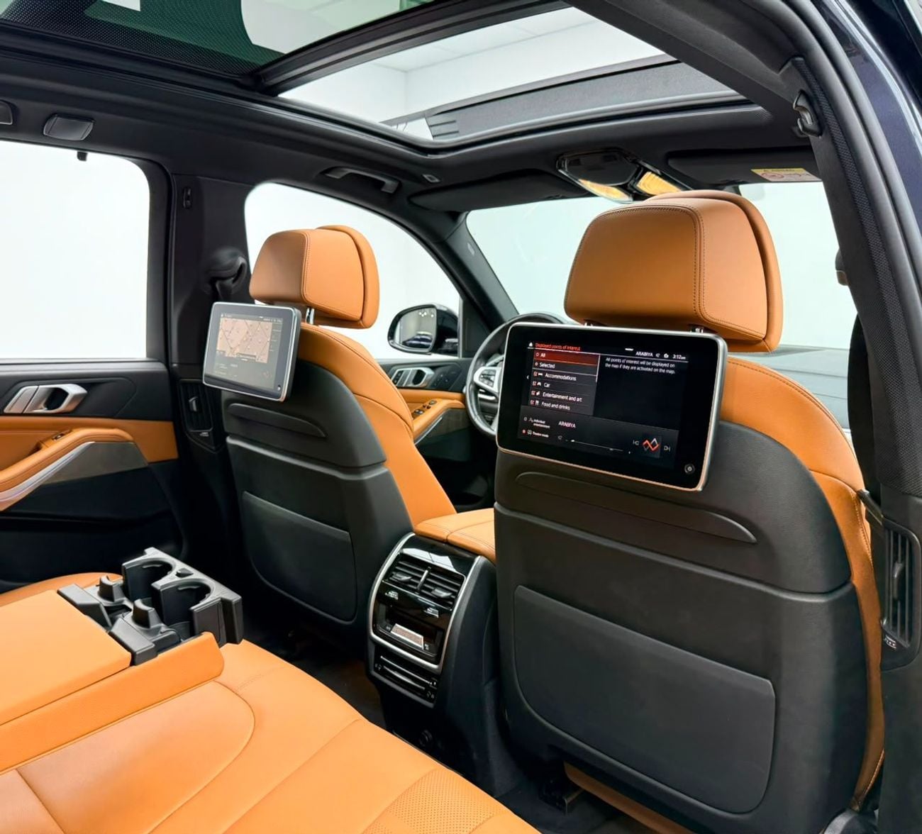 BMW X5 XDRIVE40i EXCLUSIVE M SPORT PACKAGE 2022 BMW X5 xDrive40i M-Sport, Warranty, Full BMW Service History, Very Low Km, GCC