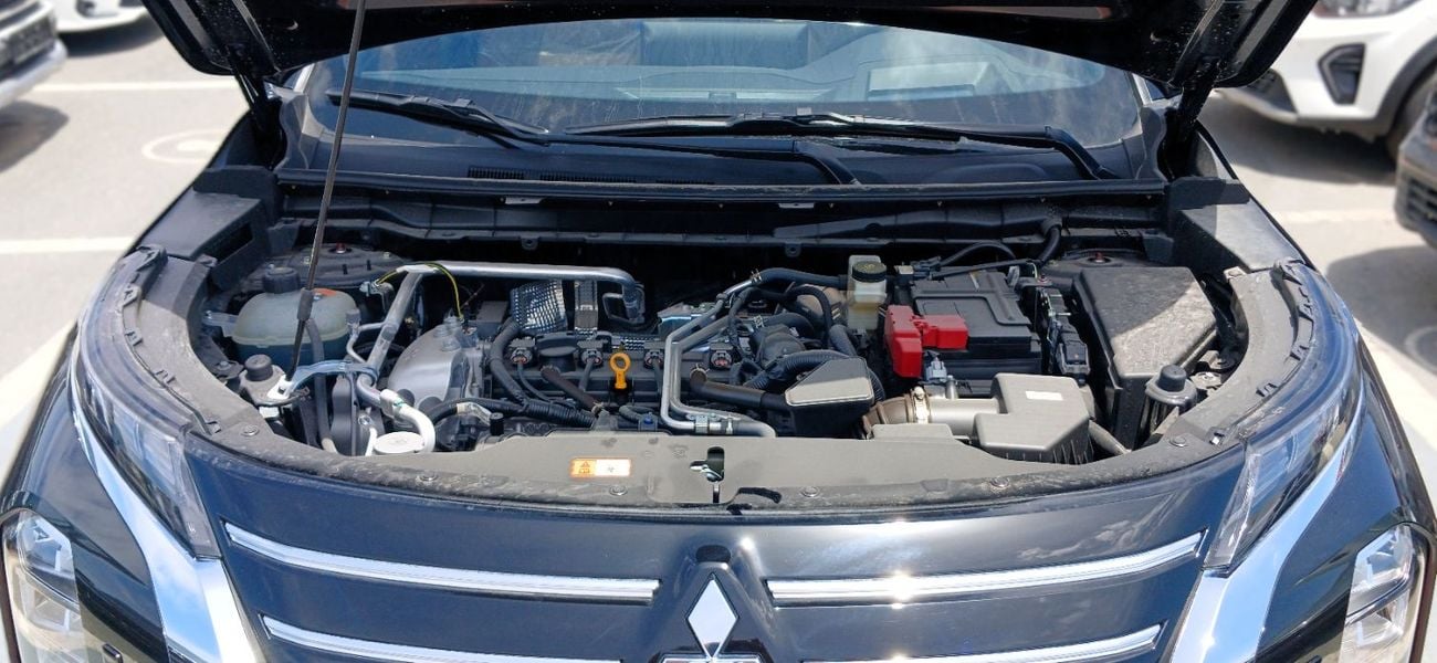 ميتسوبيشي آوتلاندر P Line 2.5L Petrol 4WD 2026YM