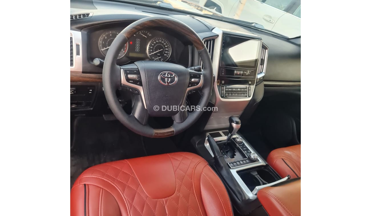 تويوتا لاند كروزر