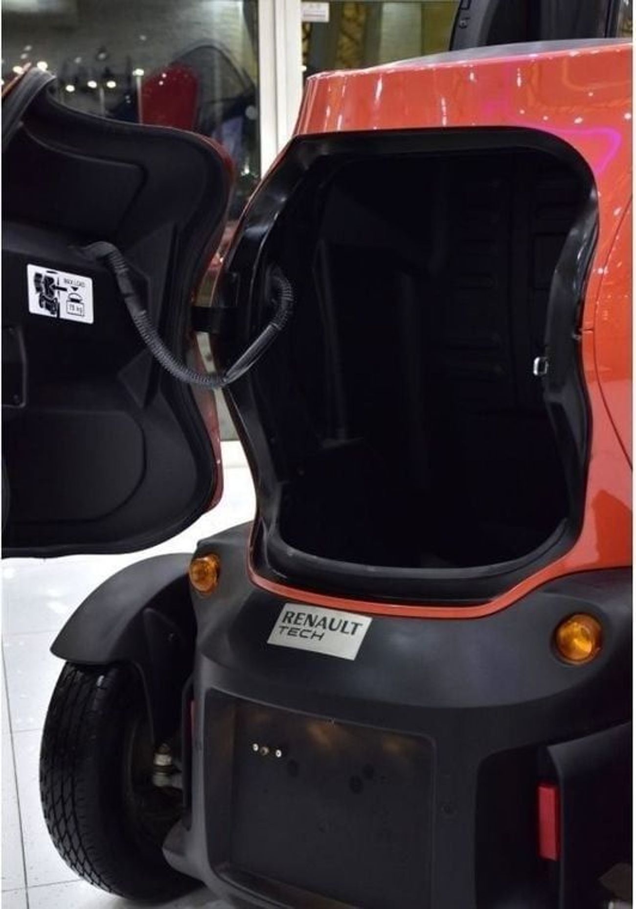 Renault Twizy EXCELLENT DEAL for our Renault Twizy ( 2019 Model ) in Orange Color Korean Specs
