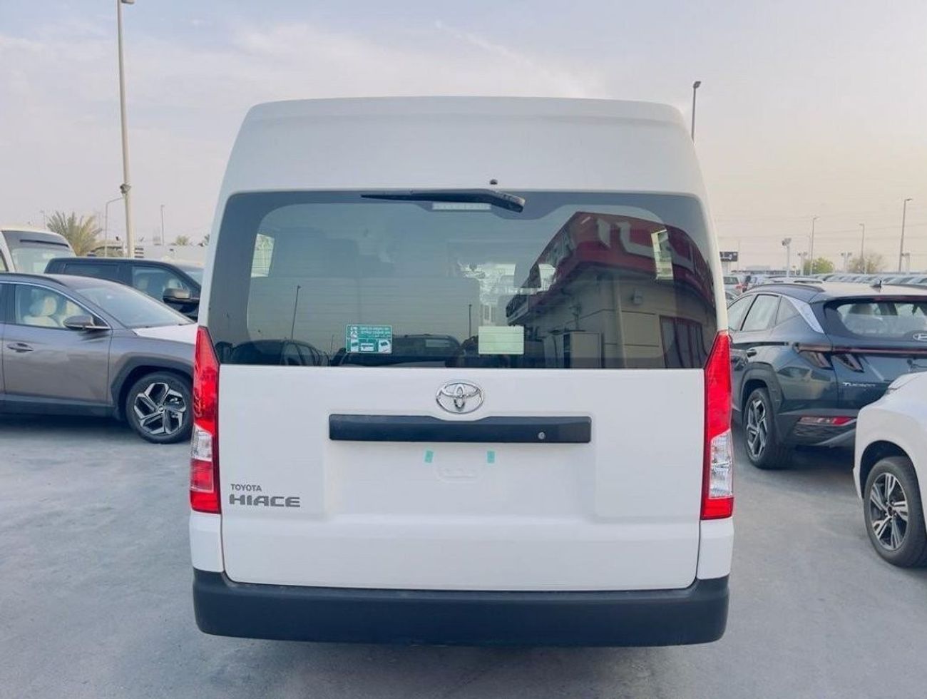 تويوتا هاياس Toyota Hiace High roof 3.5l, Petrol, M/T, 2023