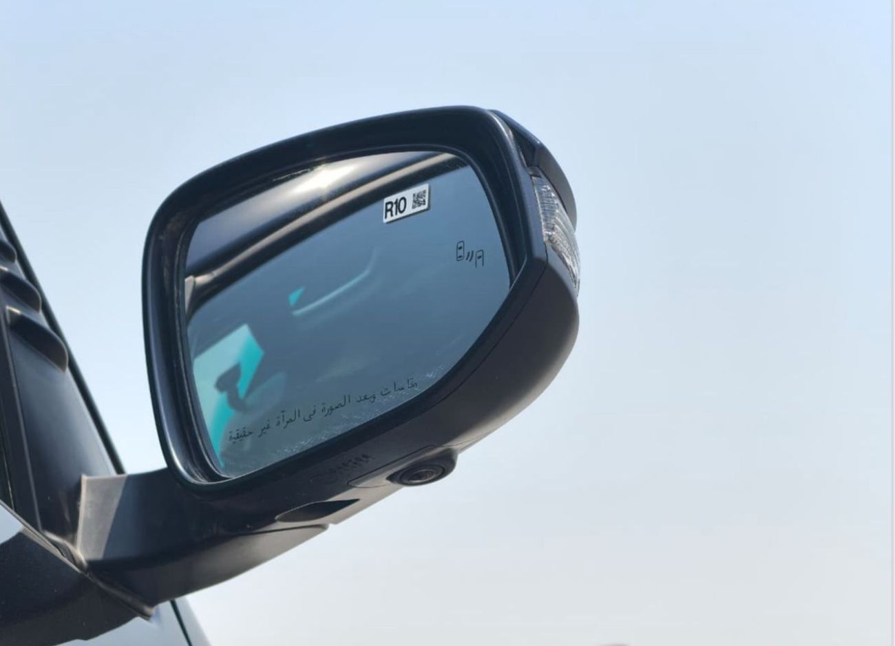 تويوتا هيلوكس GR Sport 4.0L